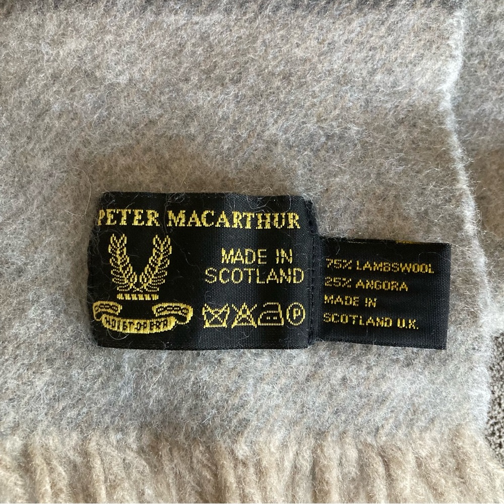 🌼 Peter MacArthur | VTG Scottish wool scarf. - Picture 2 of 2